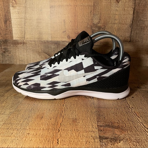 Nike Women in Season Trainer Size 6 Running Shoes - Picture 3 of 8